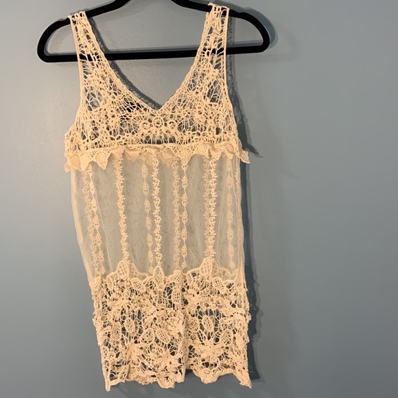 Cream Lacey Cover Up - Picture 6 of 7
